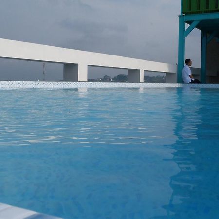 Syariah Radho Hotel Sengkaling Маланг Экстерьер фото